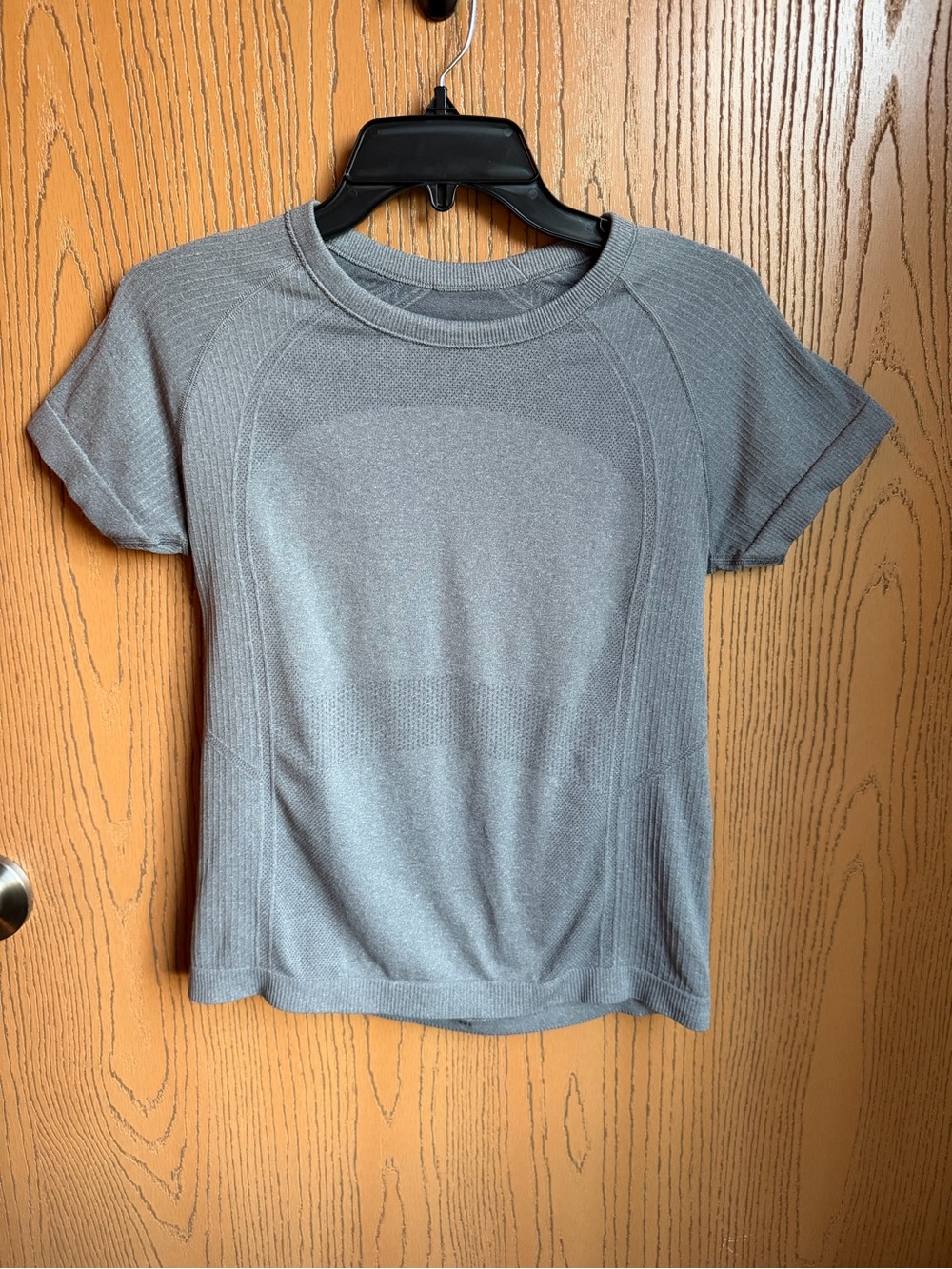 Old Navy Short Sleeve Crewneck Tee in Gray
